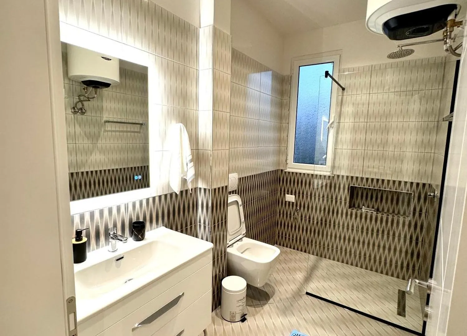 Roman Apartments Vlore