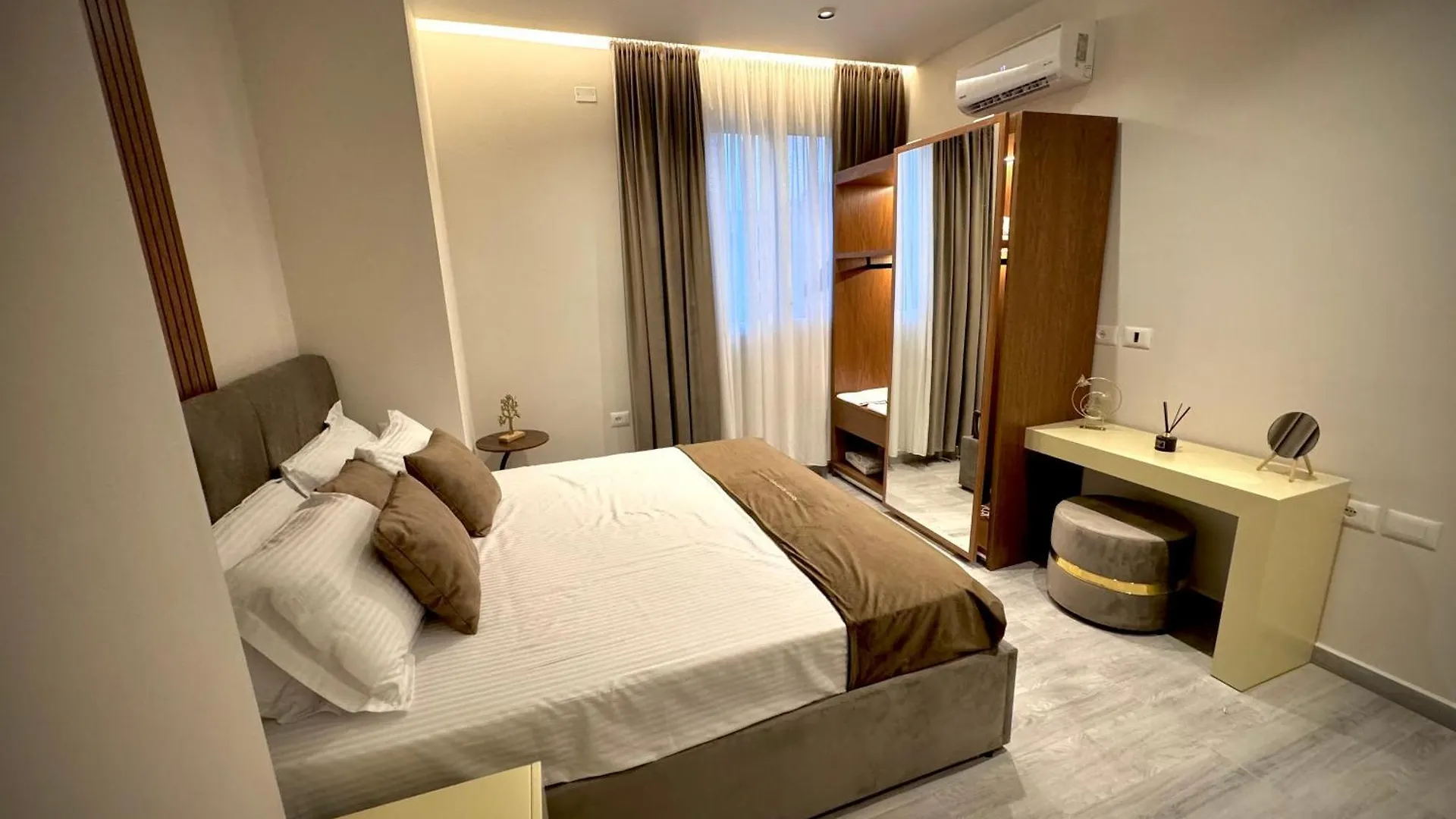 Roman Apartments Vlore